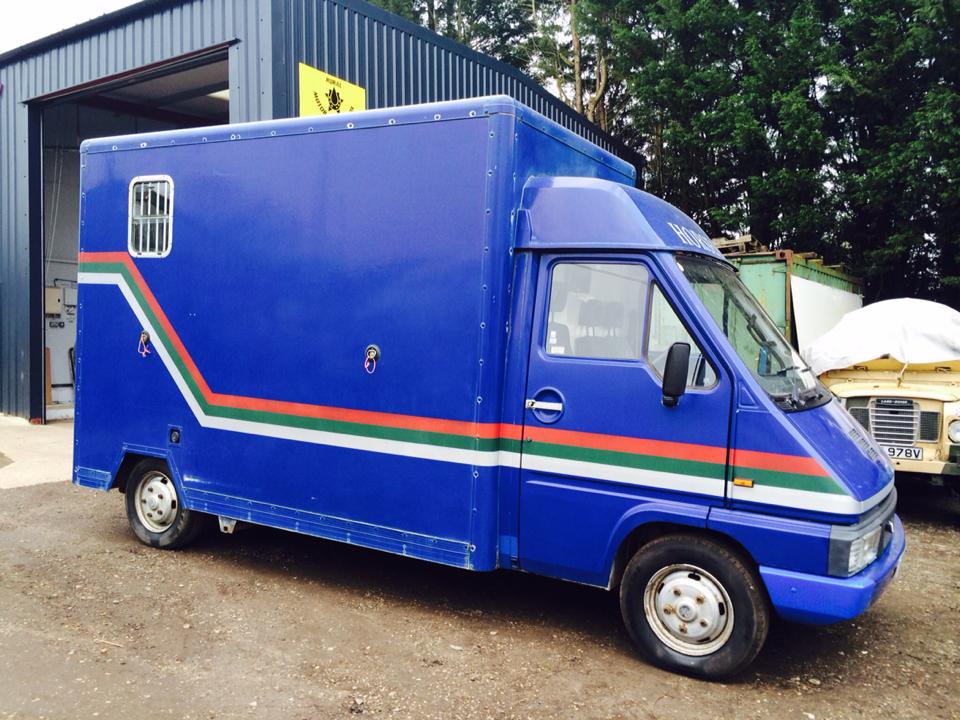 7.5t lorry Horsebox